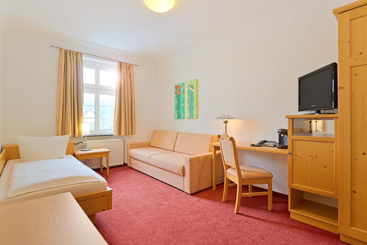 Hotel Restaurant Zur Post Bonn Exterior photo